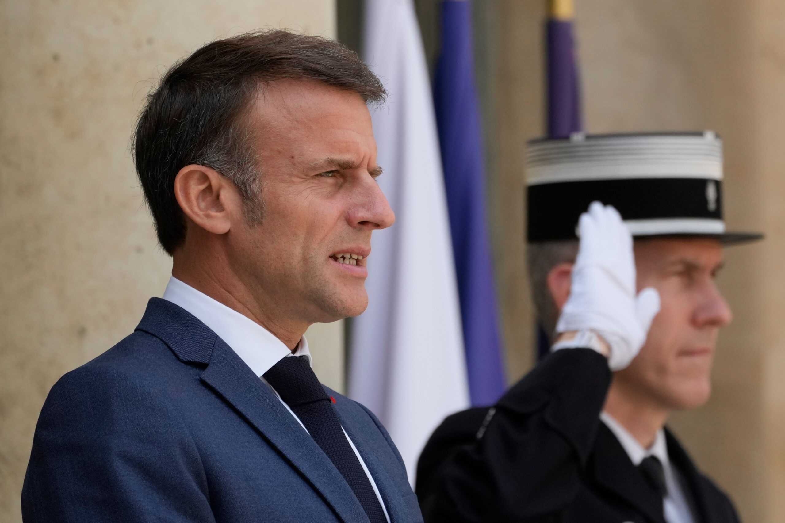 El presidente Macron parece haberse disparado en el pie al convocar una elección anticipada